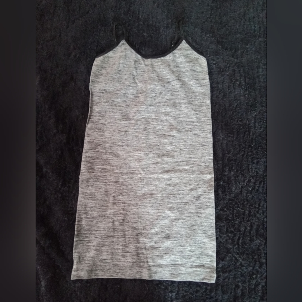 SO seamless, stretch tank top heather gray